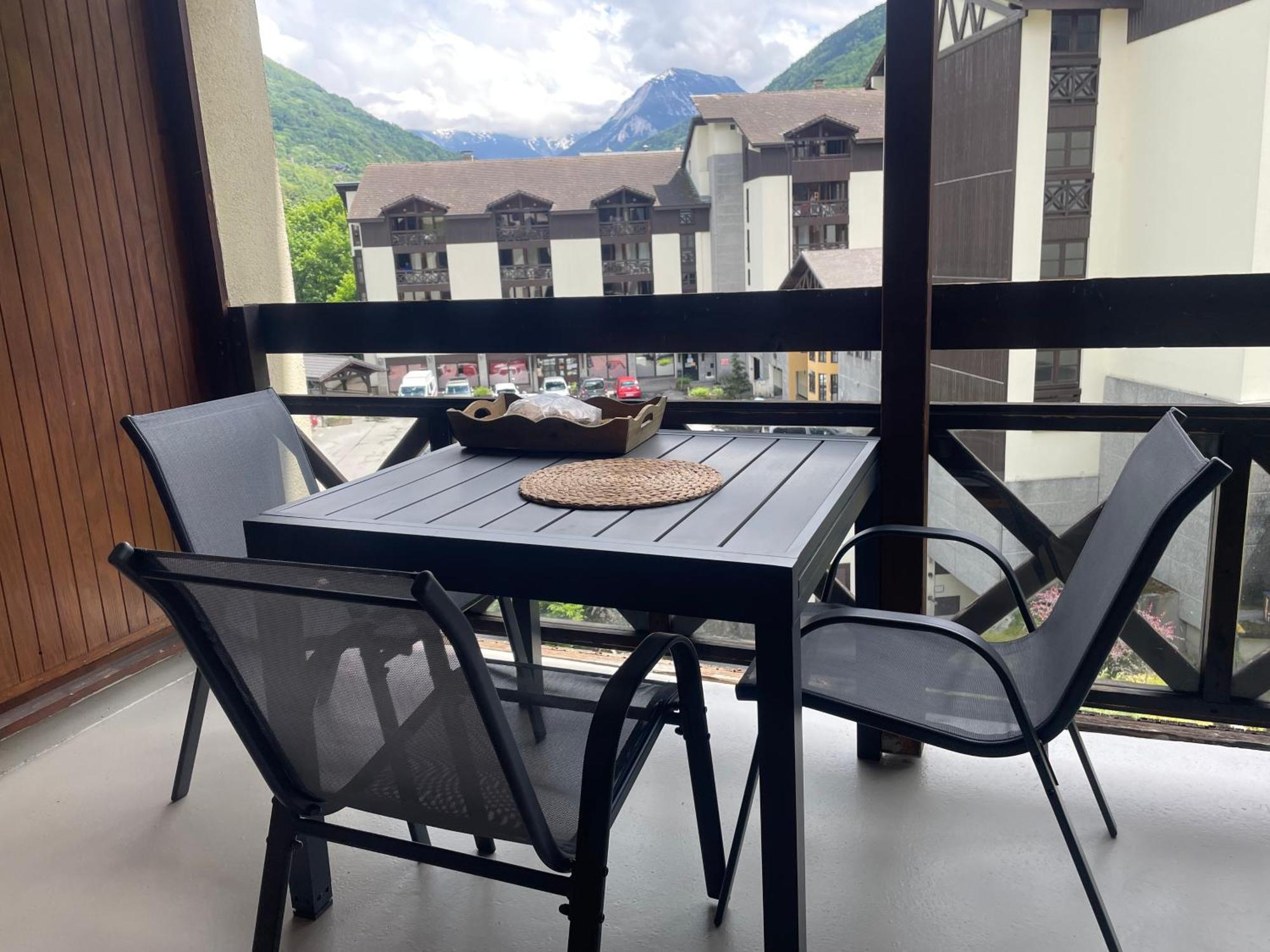 Bel Appartement T3 Pour 6 Personnes A 브리드레방 외부 사진
